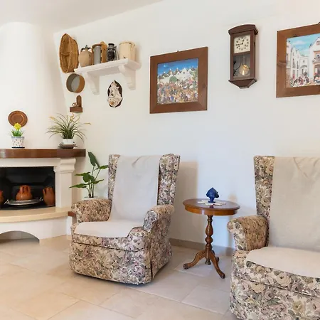 בית נופש La Lamia צ'יסטרנינו